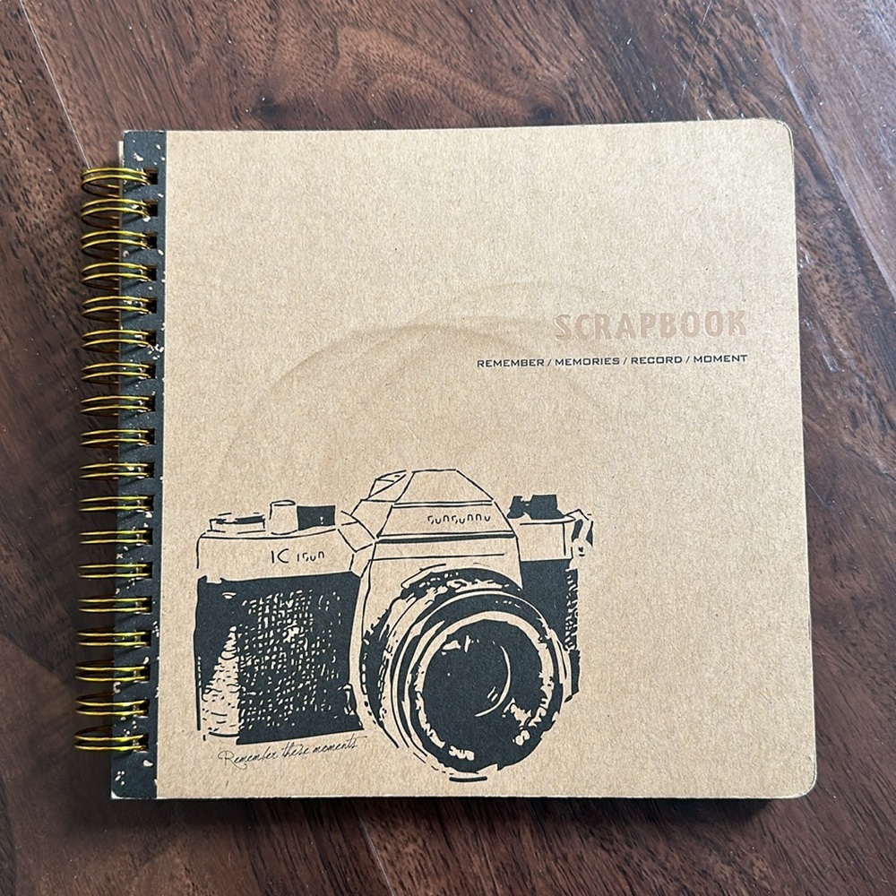 Daiso Camera Scrapbook